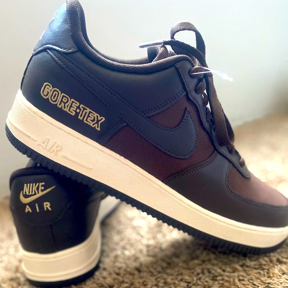 Men’s Nike Air Force 1 Gore-Tex Size 11 New never worn